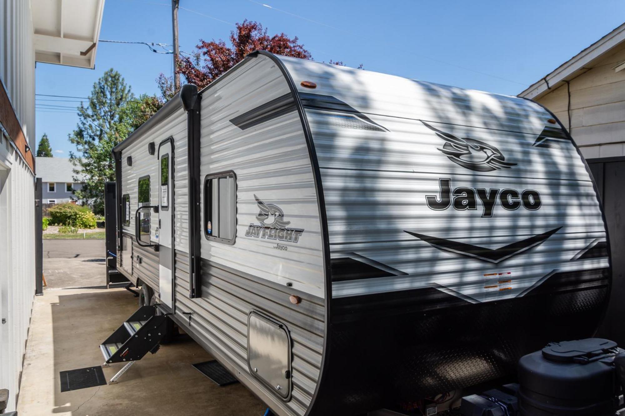 Chic Rv Retreat, Stunning Yard In Roseburg Hotel Bagian luar foto